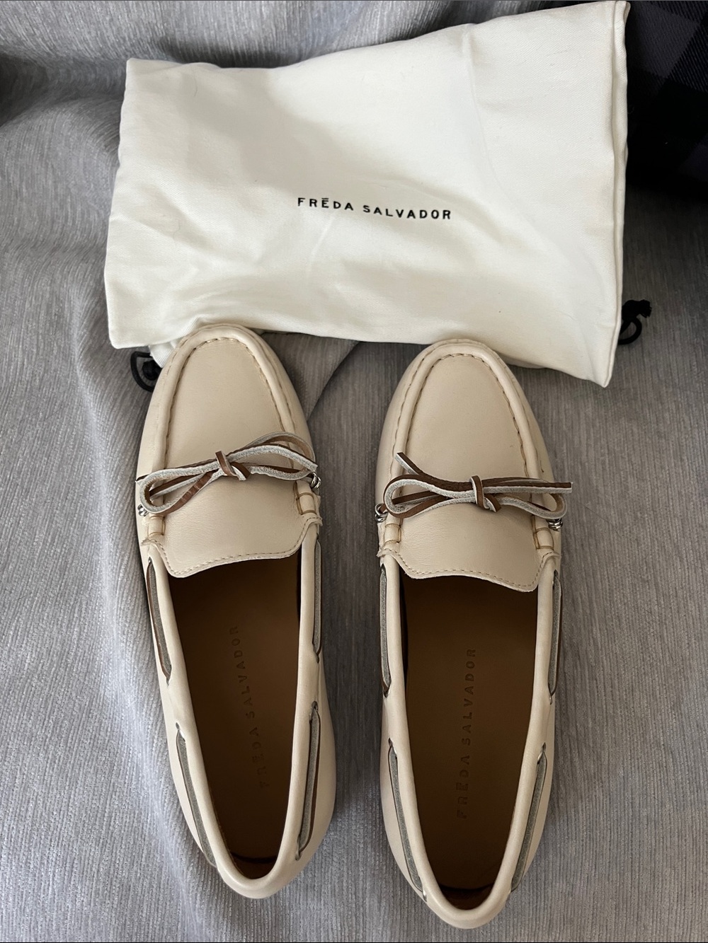 Preppy Freda Salvador Cream Leather Tie-Detail Boat Shoes